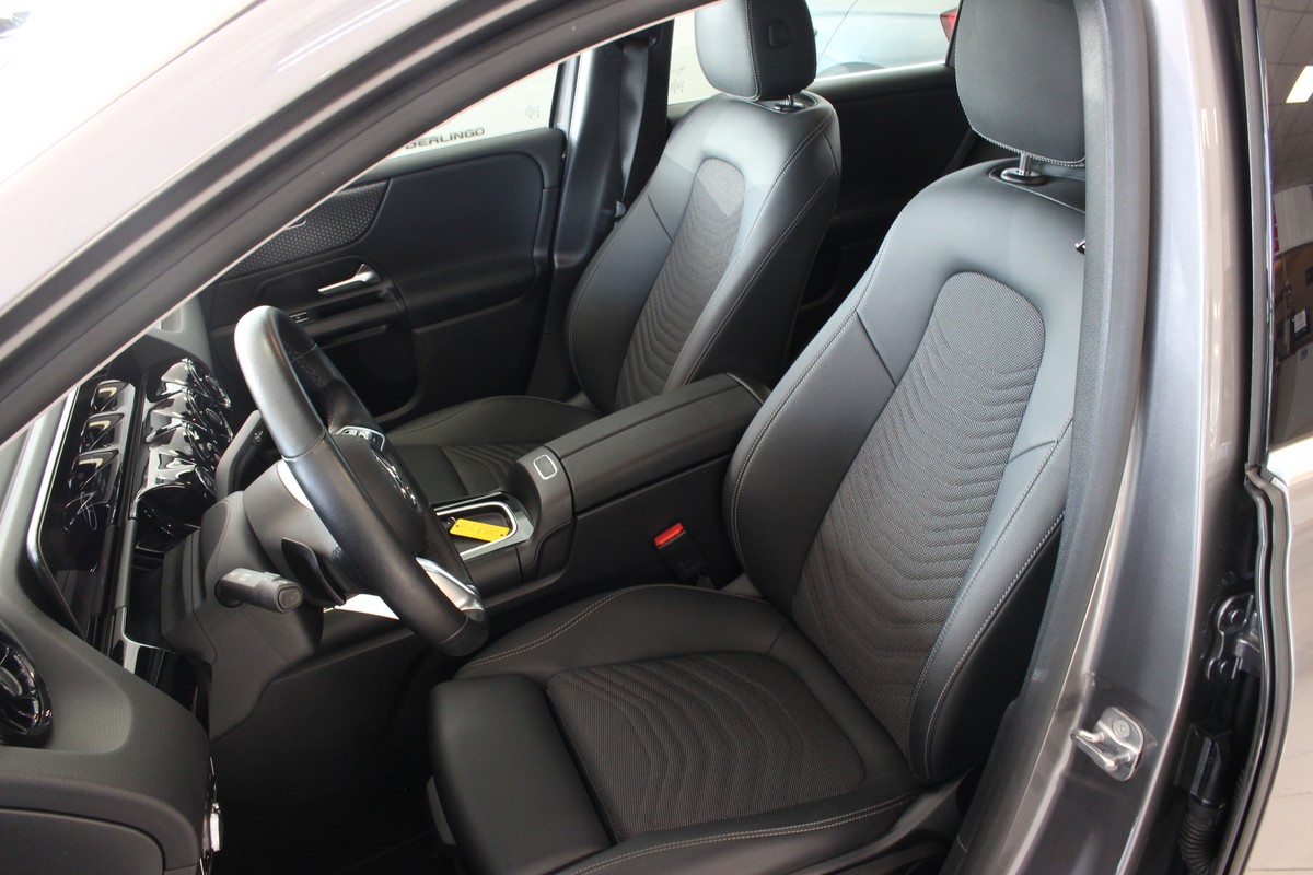 Mercedes-Benz B 180 LED LEDER NAVI