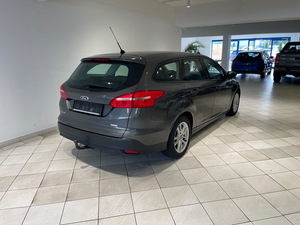 Ford Focus Turnier 1.0 EcoBoost Trend 6.Gang Tempomat AHK