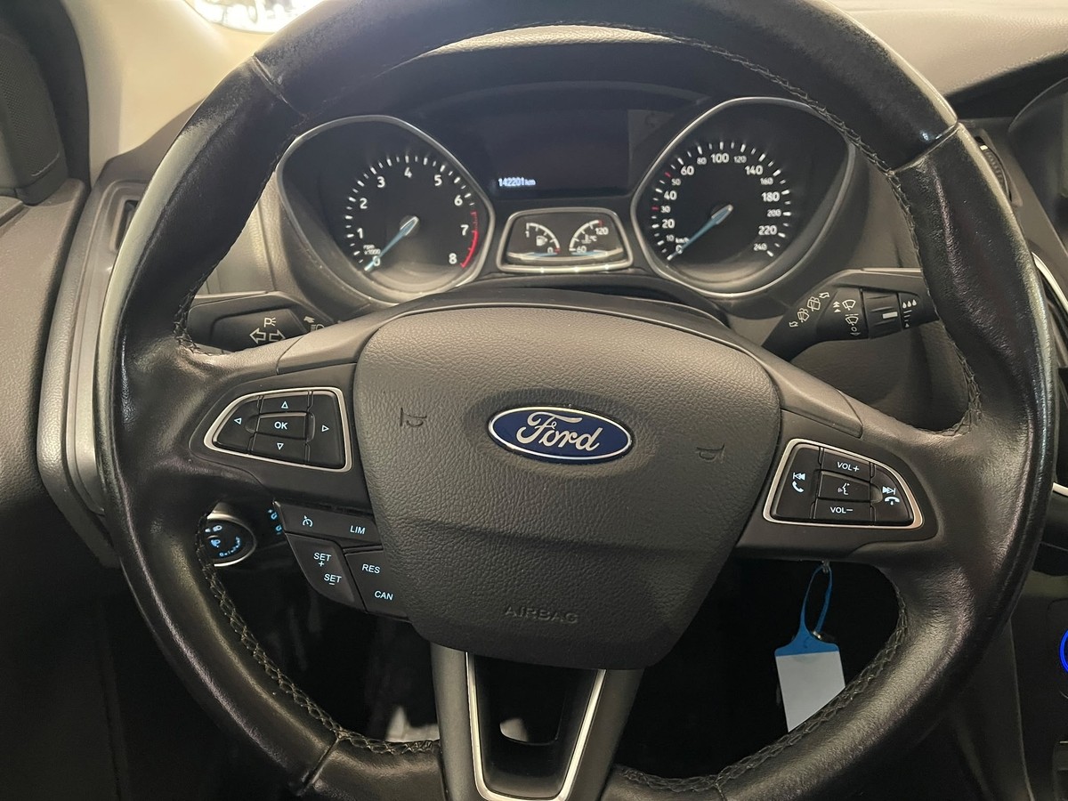 Ford Focus Turnier 1.0 EcoBoost Trend 6.Gang Tempomat AHK