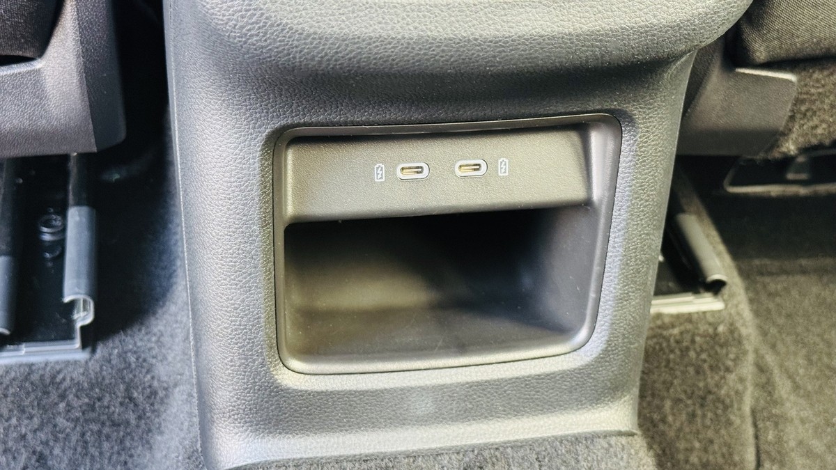 Seat Ateca 2.0 TDI Style NAVI LED LHZ CAM AHK 