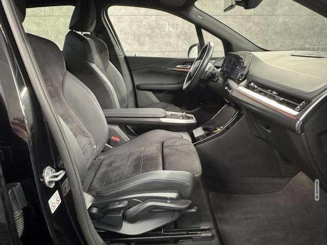 BMW 218 M Sport Aut*Navi*LED*AHK*Kam