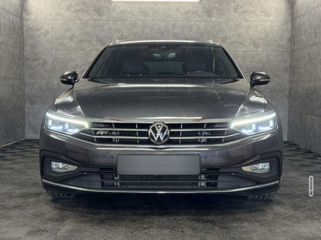 Volkswagen Passat 2.0 TDI R-Line Elegance DSG*Navi*LED*ACC*