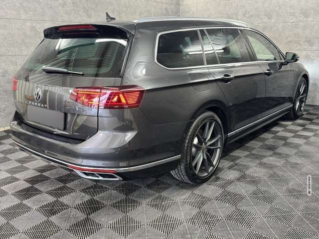 Volkswagen Passat 2.0 TDI R-Line Elegance DSG*Navi*LED*ACC*