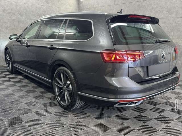 Volkswagen Passat 2.0 TDI R-Line Elegance DSG*Navi*LED*ACC*