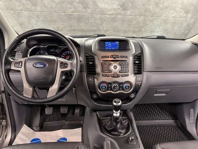 Ford Ranger 2.2 TDCi Limited 4x4 Tempo*AHK*PDC*SHZ