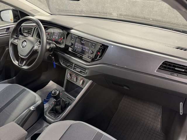 Volkswagen Polo 1.6 TDI Highline PDC*SHZ*Klima*Isofix*