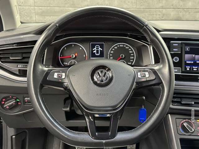 Volkswagen Polo 1.6 TDI Highline PDC*SHZ*Klima*Isofix*