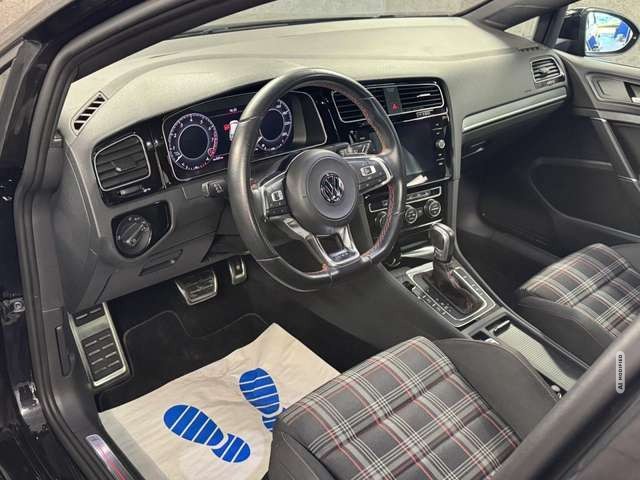 Volkswagen Golf VII GTI Performance DSG*Navi*LED*ACC*PDC*