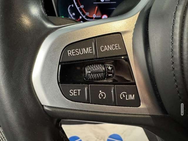 BMW 320 d M Sport Aut*Laser*Navi*HuD*Tempo*Kamera*