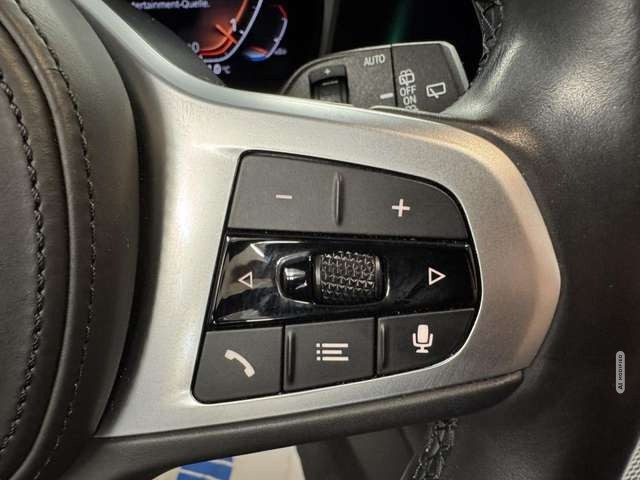 BMW 320 d M Sport Aut*Laser*Navi*HuD*Tempo*Kamera*