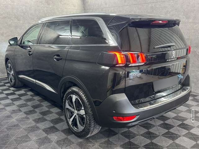 Peugeot 5008 Allure Aut*Navi*LED*Tempo*360*7-Sitze*Pano