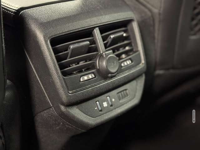 Peugeot 5008 Allure Aut*Navi*LED*Tempo*360*7-Sitze*Pano