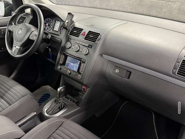 Volkswagen Touran 1.4 TSI Cup DSG*Navi*Bi-Xenon*Tempo*PDC*
