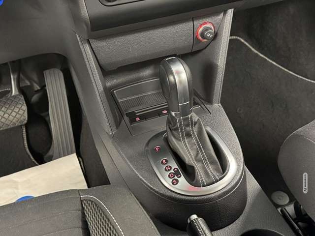 Volkswagen Touran 1.4 TSI Cup DSG*Navi*Bi-Xenon*Tempo*PDC*