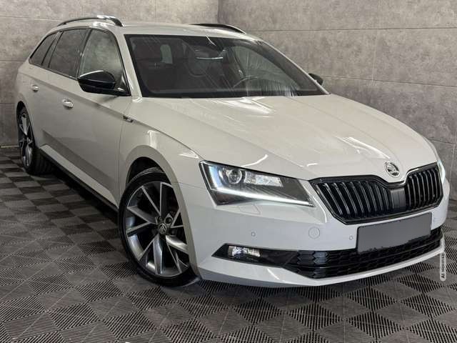Skoda Superb Sportline 2.0 TDI Bi-Xenon*NAVI*AHK*TEMPO