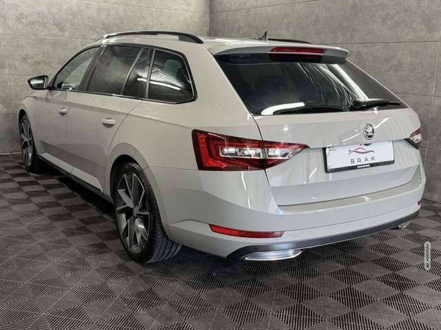 Skoda Superb Sportline 2.0 TDI Bi-Xenon*NAVI*AHK*TEMPO