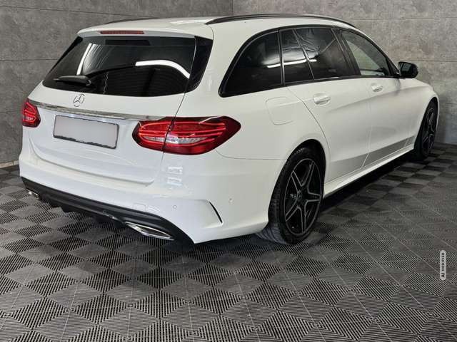 Mercedes-Benz C 300 T AMG-Line Aut*Navi*LED*ACC*Kam*Pano*Burm*