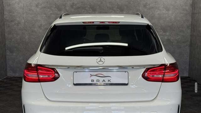 Mercedes-Benz C 300 T AMG-Line Aut*Navi*LED*ACC*Kam*Pano*Burm*