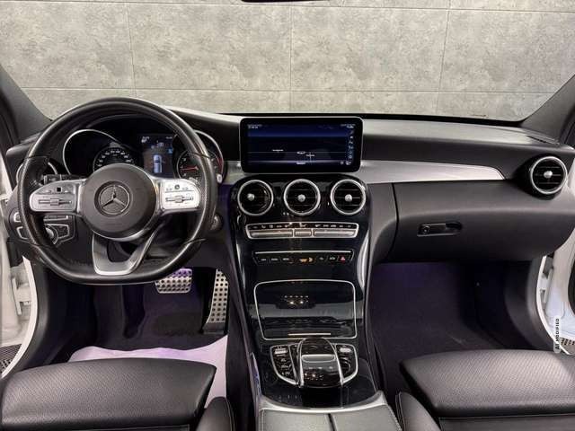 Mercedes-Benz C 300 T AMG-Line Aut*Navi*LED*ACC*Kam*Pano*Burm*