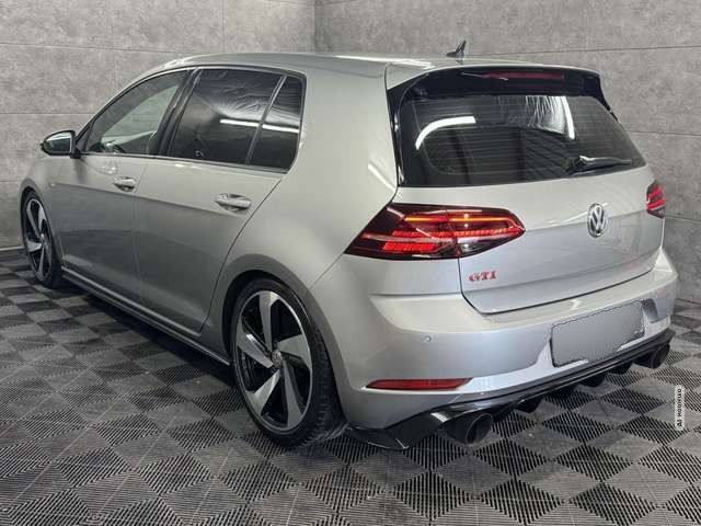 Volkswagen Golf VII GTI Performance DSG*Navi*LED*ACC*Kamera
