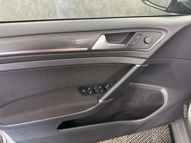Volkswagen Golf VII GTI Performance DSG*Navi*LED*ACC*Kamera