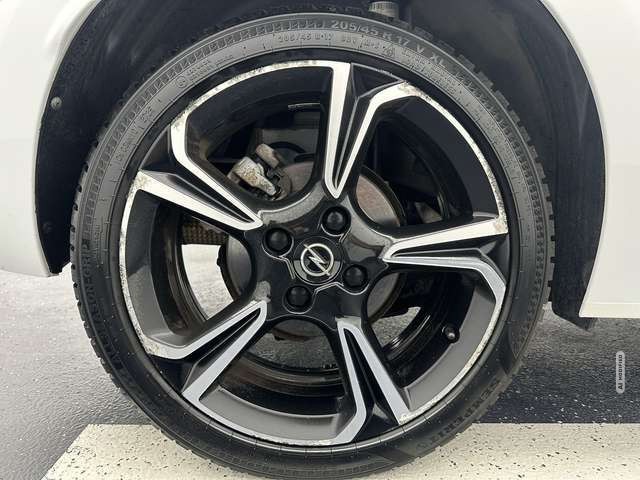 Opel Corsa GS Line 