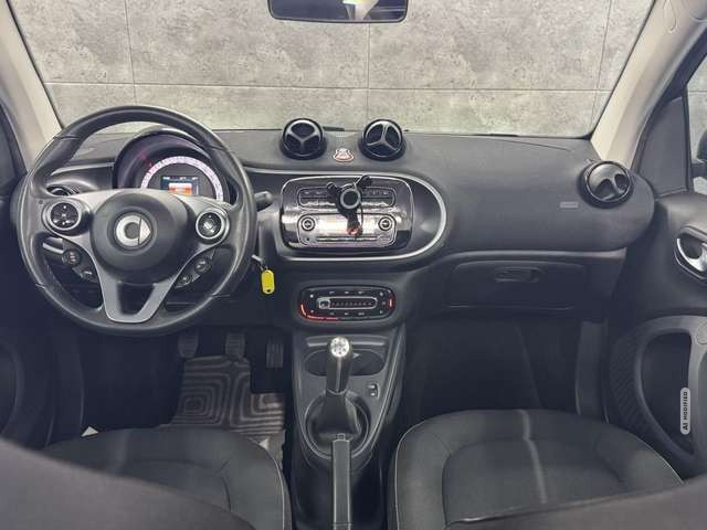 Smart ForTwo 1.0 cabrio Basis Tempomat*SHZ*Alu*Klima*