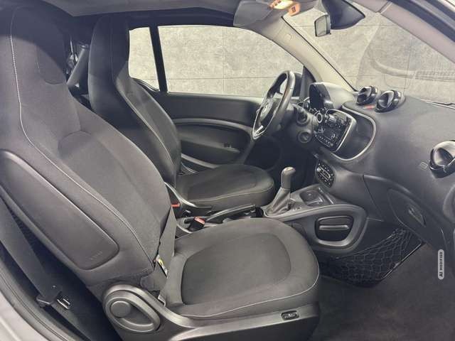 Smart ForTwo 1.0 cabrio Basis Tempomat*SHZ*Alu*Klima*