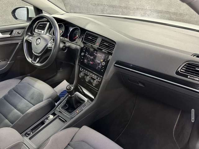 Volkswagen Golf VII Highline R-Line Navi*LED*ACC*PDC*Keyles
