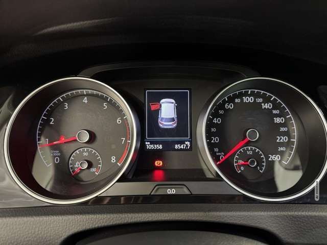 Volkswagen Golf VII Highline R-Line Navi*LED*ACC*PDC*Keyles