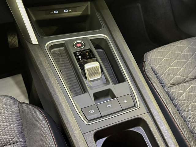 Seat Leon Sportstourer FR 2.0 TDI DSG*Navi*LED*ACC