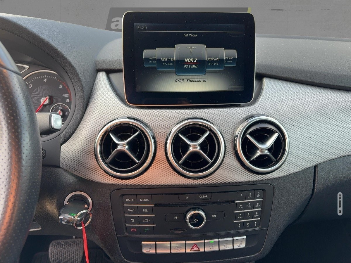 Mercedes-Benz B 180 B 180d CDI Urban AUTOM.,Navi,SHZ,PDC,Facelift