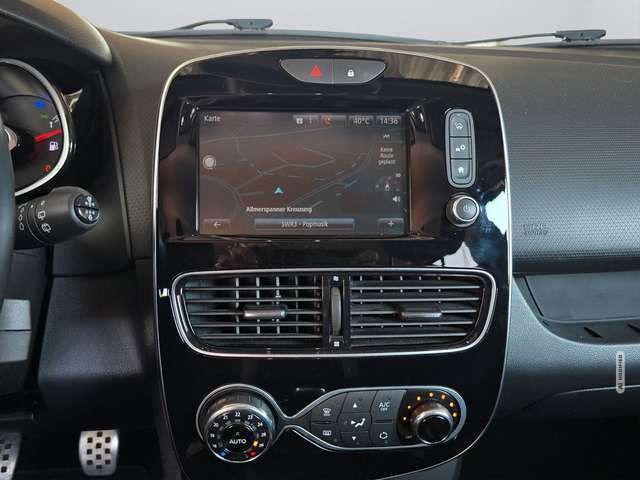 Renault Clio IV Grandtour BOSE Edition *LED