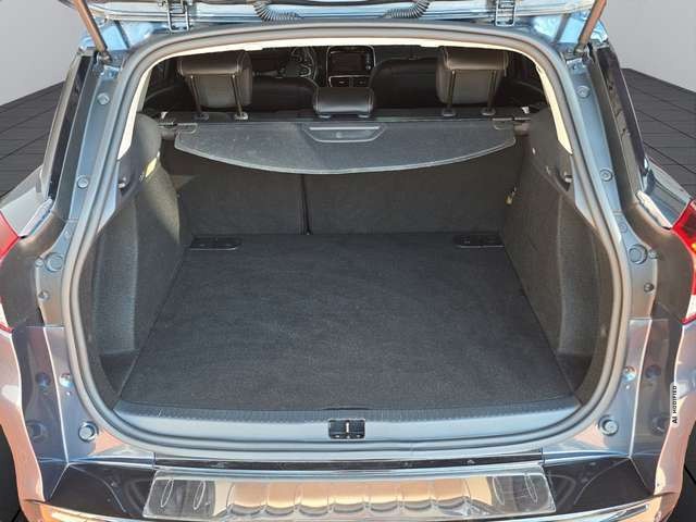 Renault Clio IV Grandtour BOSE Edition *LED