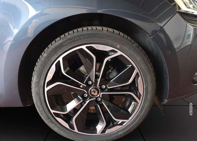 Renault Clio IV Grandtour BOSE Edition *LED