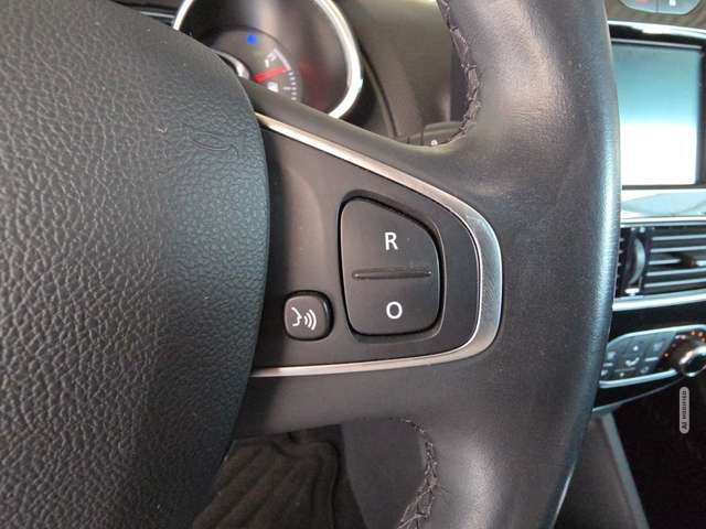 Renault Clio IV Grandtour BOSE Edition *LED