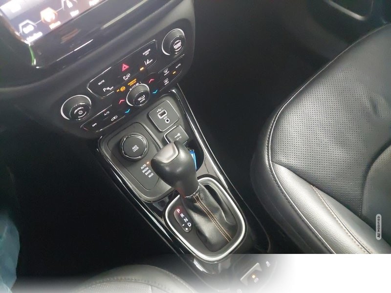 Jeep Compass 1,4 MULTIAIR 4WD LIMITED AHK Ganzjahresreifen
