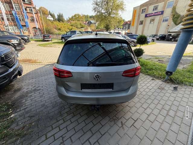 Volkswagen Passat 2.0 TDI Highline AHK NAVI SITZHEIZUNG