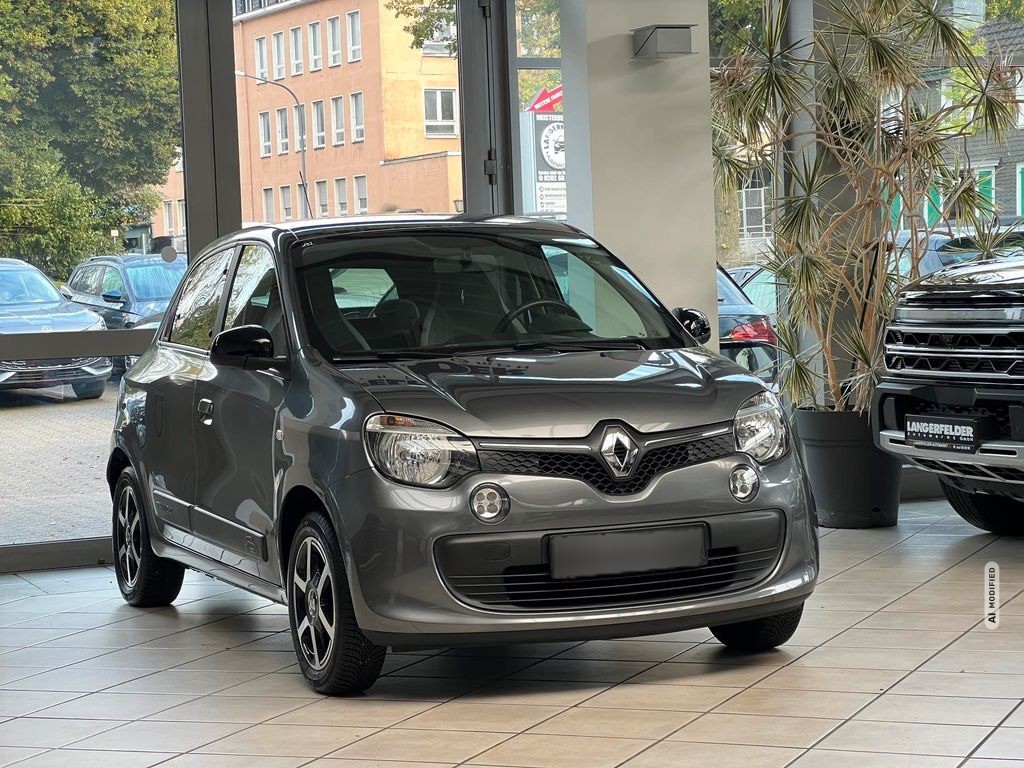 Renault Twingo AUTOMATIK|ALLWETTER|SCHECKHEFT|PARKSENSOR
