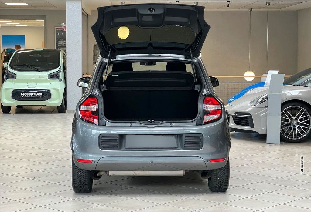 Renault Twingo AUTOMATIK|ALLWETTER|SCHECKHEFT|PARKSENSOR