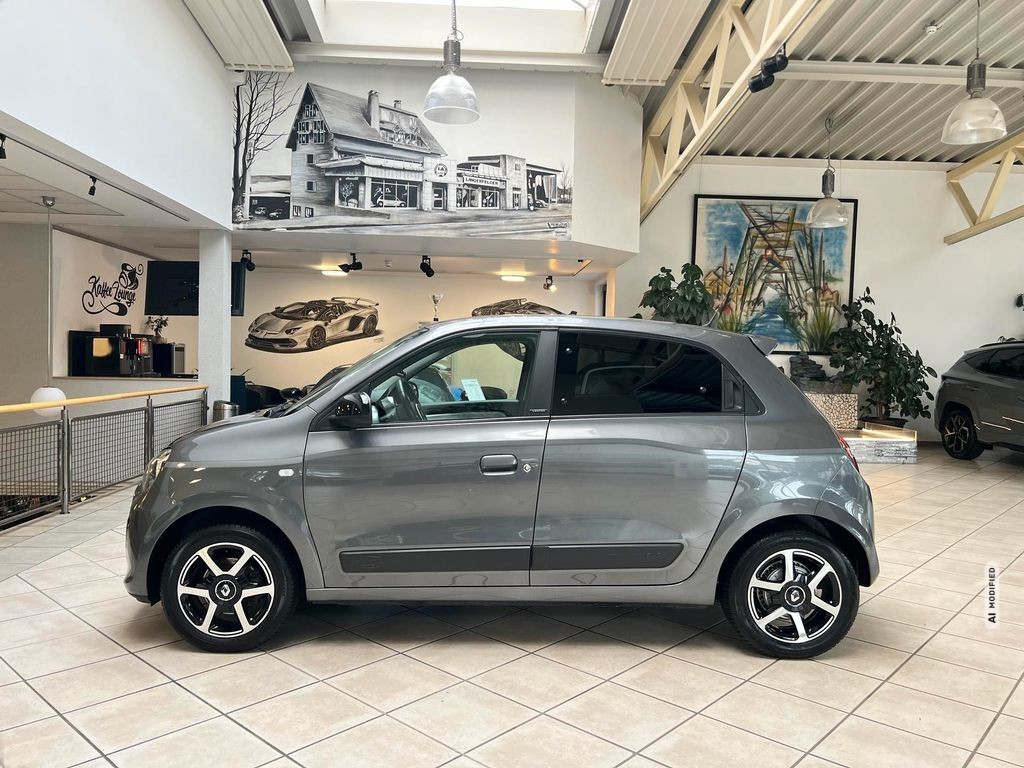 Renault Twingo AUTOMATIK|ALLWETTER|SCHECKHEFT|PARKSENSOR