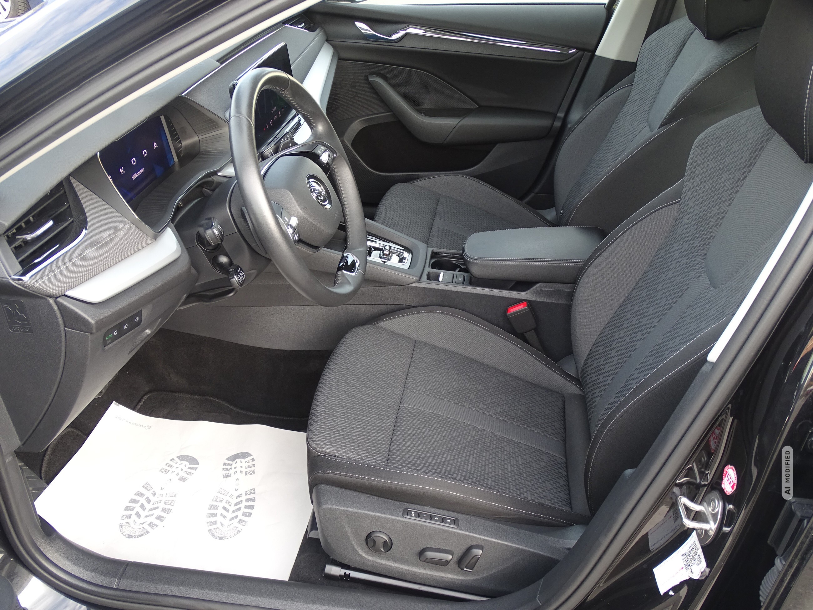 Skoda Octavia 1.5 NAVI*DSG*LED*ACC*HEAD UP*CARPLAY*DAB