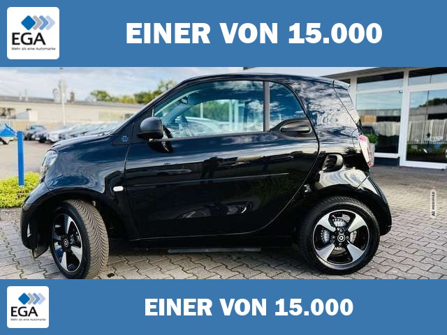 Smart ForTwo EQ EXCLUSICE, Voll-LED, RFK, Panodach, Winterpaket