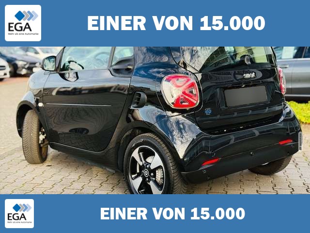 Smart ForTwo EQ EXCLUSICE, Voll-LED, RFK, Panodach, Winterpaket
