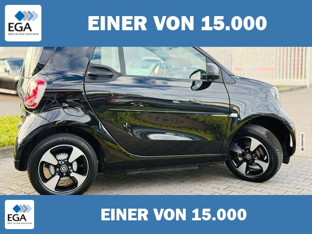 Smart ForTwo EQ EXCLUSICE, Voll-LED, RFK, Panodach, Winterpaket