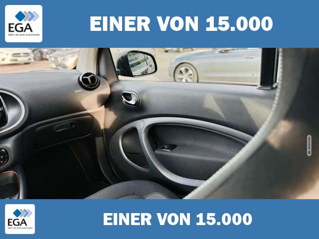 Smart ForTwo EQ EXCLUSICE, Voll-LED, RFK, Panodach, Winterpaket