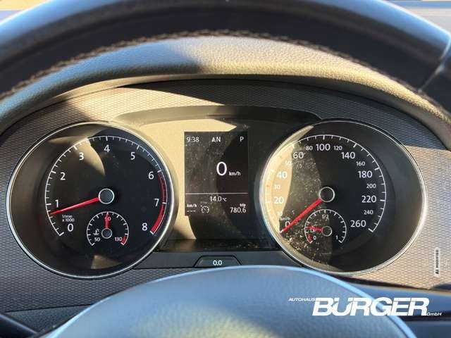 Volkswagen Golf Sportsvan VII Lounge AHK Navi Bi-Xenon Dyn. Kurvenlicht 2-Zo