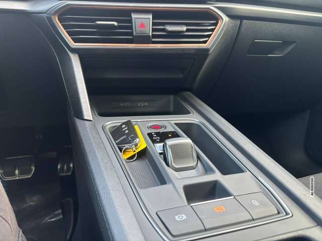Cupra Leon Limousine*DSG*KAMERA*NAV*CARPLAY*PANO-DACH*BEAT...