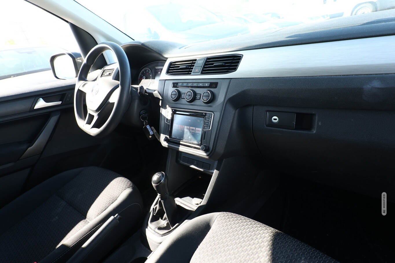 Volkswagen Caddy Maxi 1.0 TSI 102 Trendline 7S Nav PDC SHZ