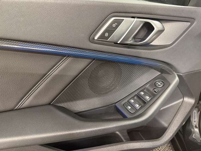 BMW 118 i Sportline Aut*LED*Navi*Tempo*PDC*CarPlay*
